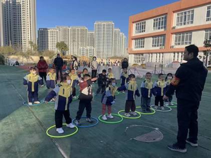 技能大赛幼儿园半日活动设计_半日活动生活活动目标_生活技能半日活动