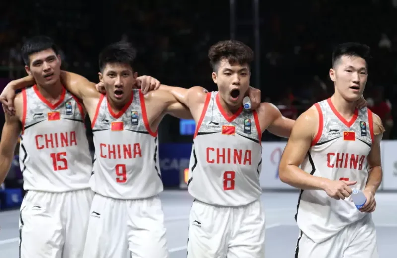 龙城高级中学nba_龙城高级中学篮球有没有拿过冠军_篮球有龙城高级冠军中学拿的吗