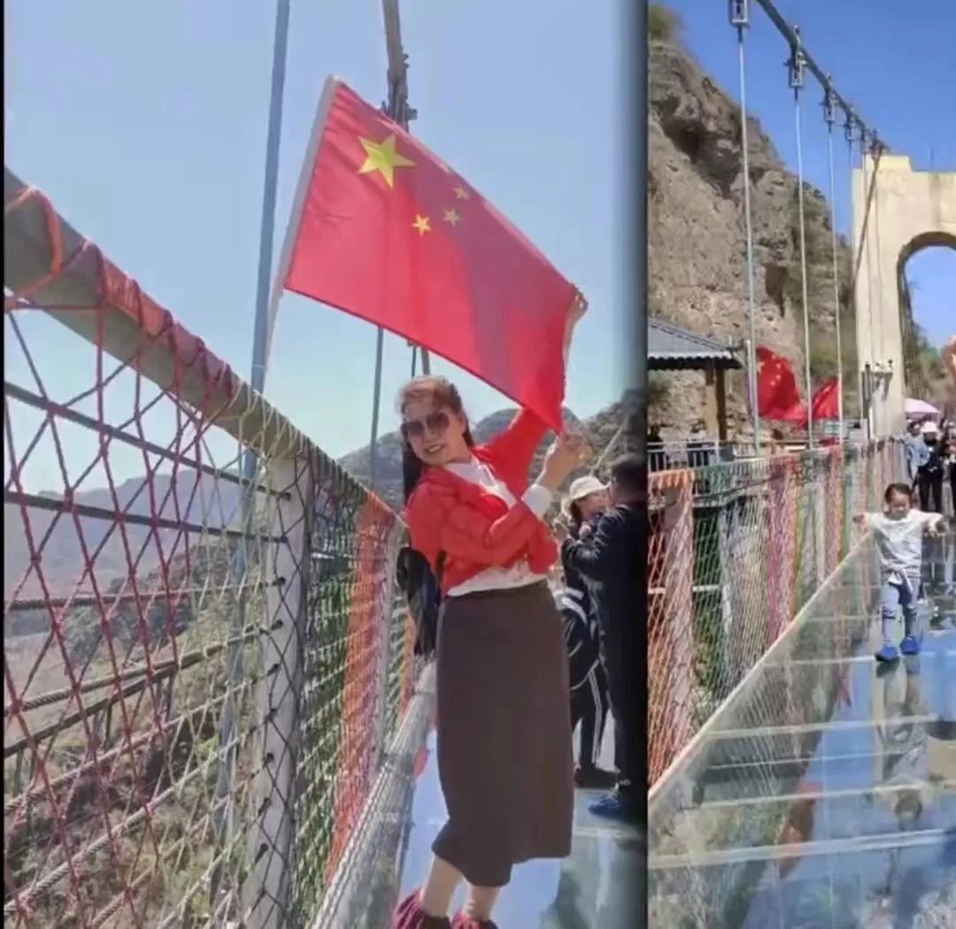 举重冠军装女学生图片_女举重冠军装学生_举重冠军女子