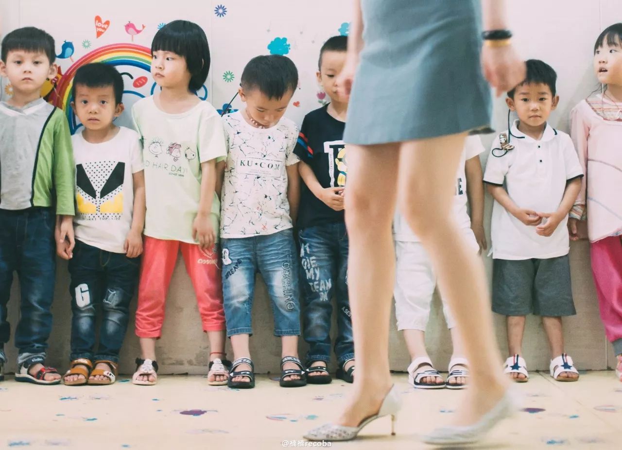 举重冠军装女学生图片_举重冠军女名字_女举重冠军装学生