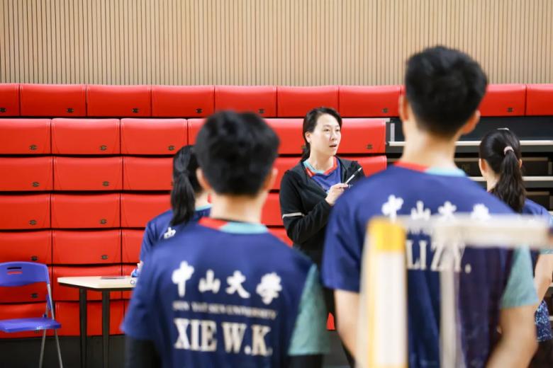 全国大学生篮球赛冠军_女子大学生篮球联赛冠军_世界女大学生篮球赛冠军