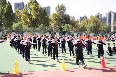 小学生课间集体操_课间操集体小学生舞蹈视频_课间操集体小学生视频大全