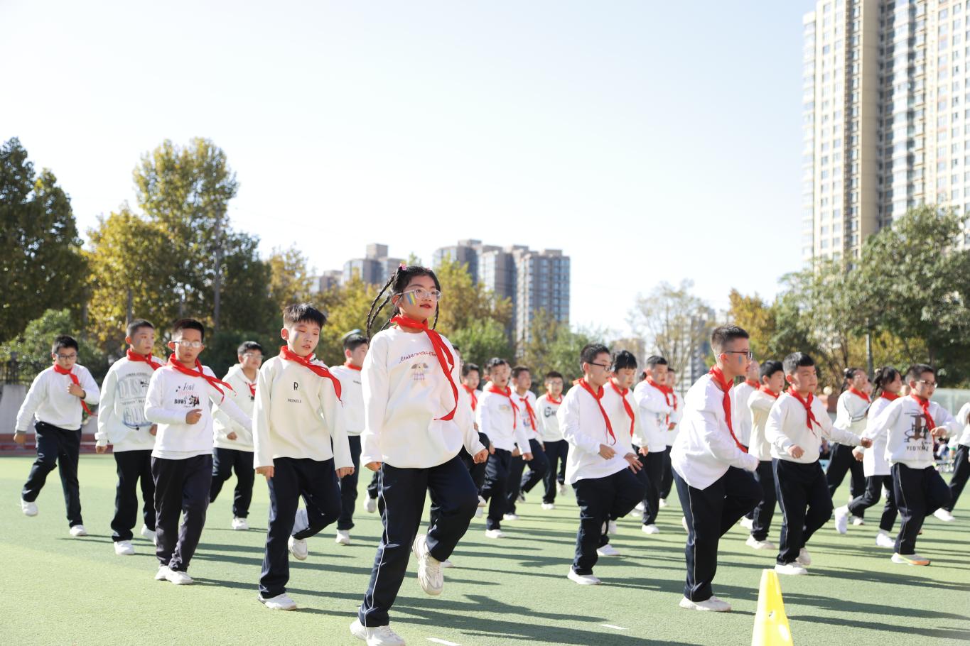 课间操集体小学生舞蹈视频_小学生课间集体操_课间操集体小学生视频大全