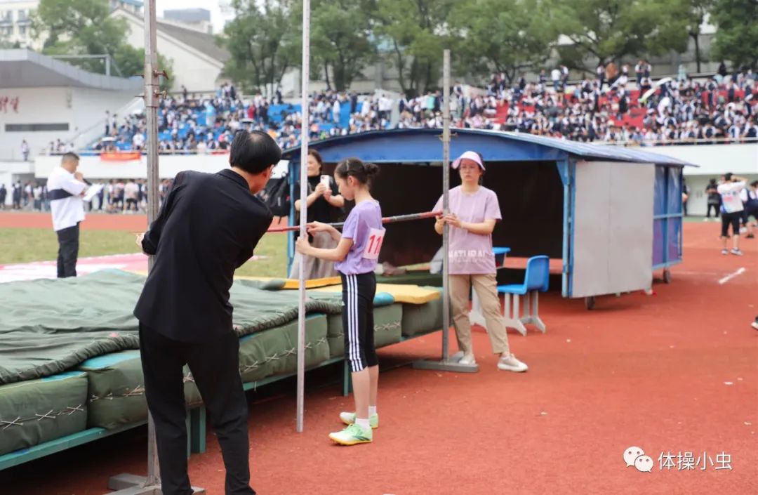 初二跳高女子技巧教案_初二跳高技巧女子_初二女子跳高多少起步