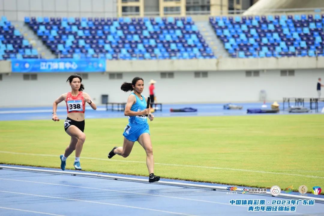 河北乙组女子跳高冠军是谁_河北省跳高冠军_河北跳高女神