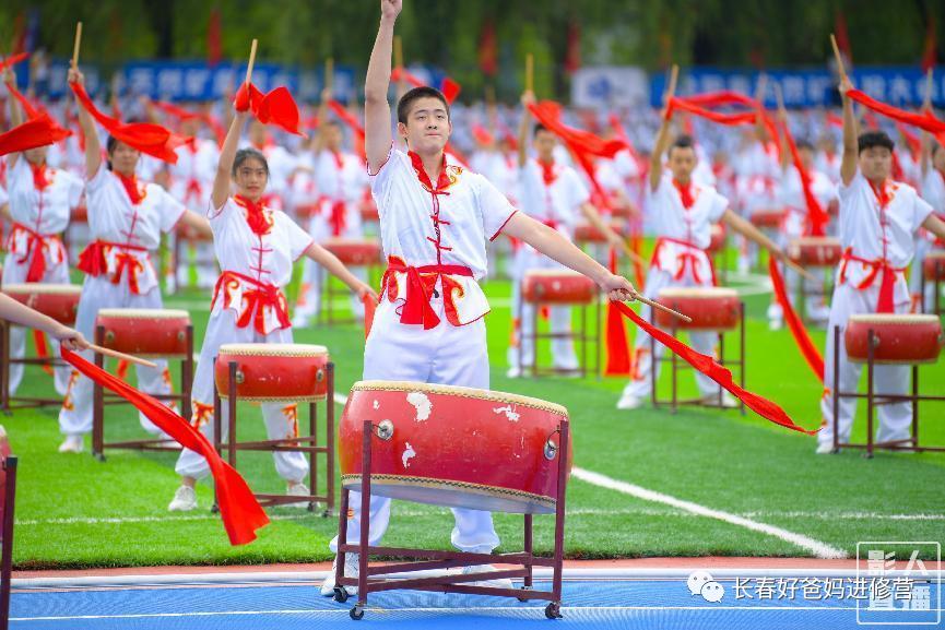 2021中学生体操_国家队体操中学生_初中体操队