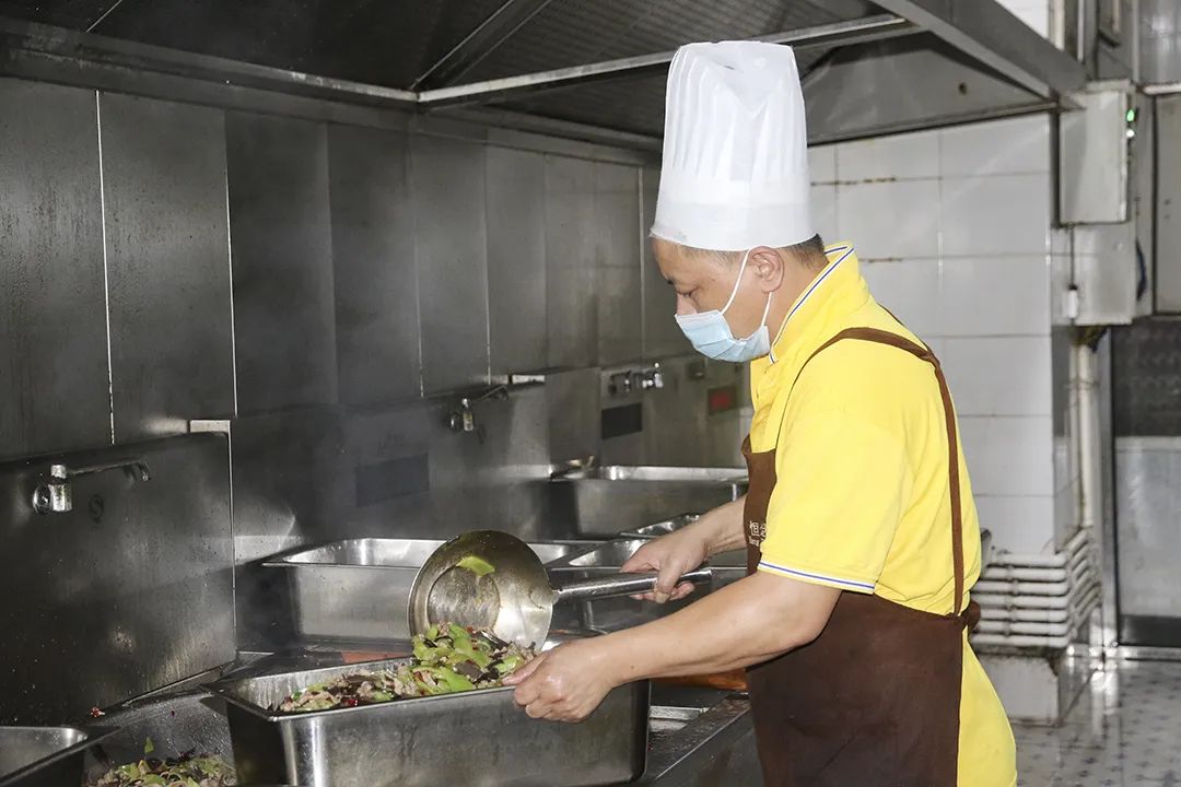 餐营养餐_营养餐香喷喷_营养餐供餐模式有哪些