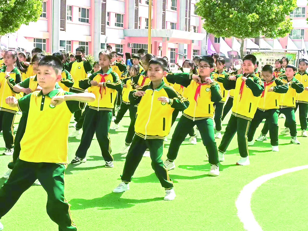 小学生武术体操的音乐_旭日东升小学生武术体操音乐_武术操小学生音乐