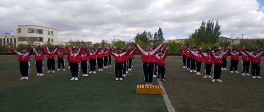 东关小学广播体操视频_南关小学体操视频_东关小学生体操