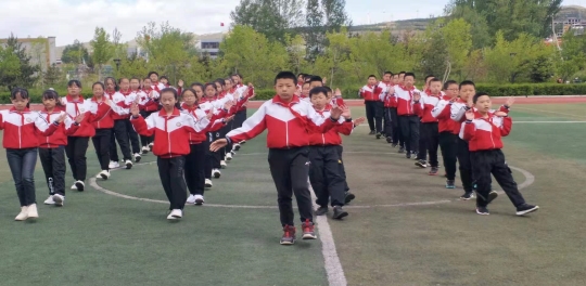 东关小学生体操_南关小学体操视频_东关小学广播体操视频