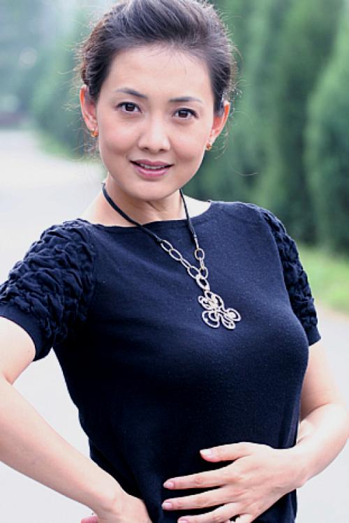 花样游泳冠军妈妈视频_花样游泳冠军妈妈_花样游泳妈妈选手