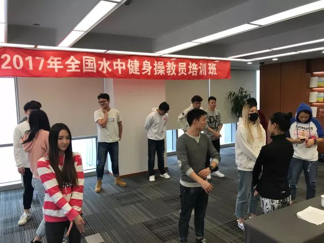 大刘健身操_刘老师健身操_大刘减肥操