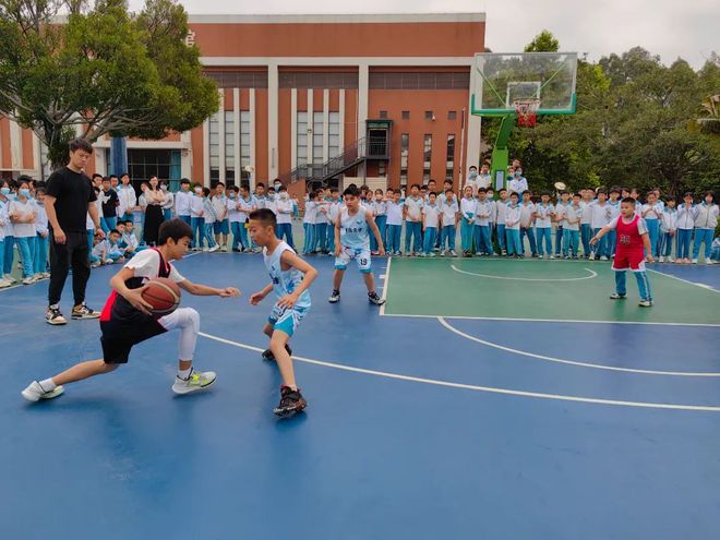 小学篮球联赛竞赛规程_小学篮球比赛规则_小学篮球联赛赛制规则