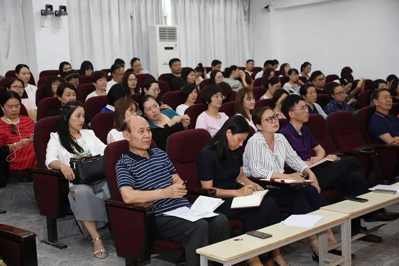 建业足球成立时间_建业足球的故事_建业足球的历史