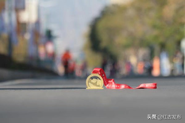 民和马拉松赛_西和县马拉松协会_2020民勤马拉松照片