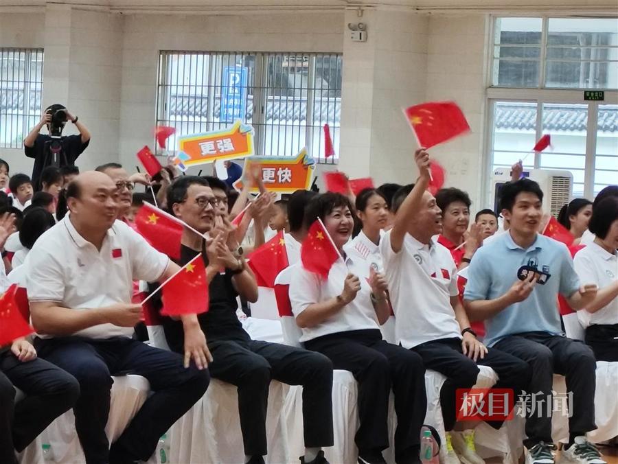 海南籍游泳冠军_海南游泳协会_海南游泳协会会长是谁