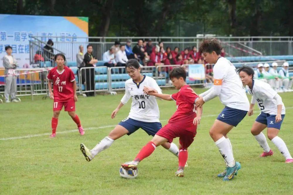 深圳市校园足球赛_深圳校园足球比赛冠军_深圳校园足球联赛2019