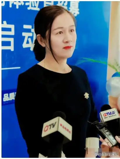 举重奥运冠军刘春红好漂亮_女子举重冠军刘春红_举重冠军刘春红老公求婚视频