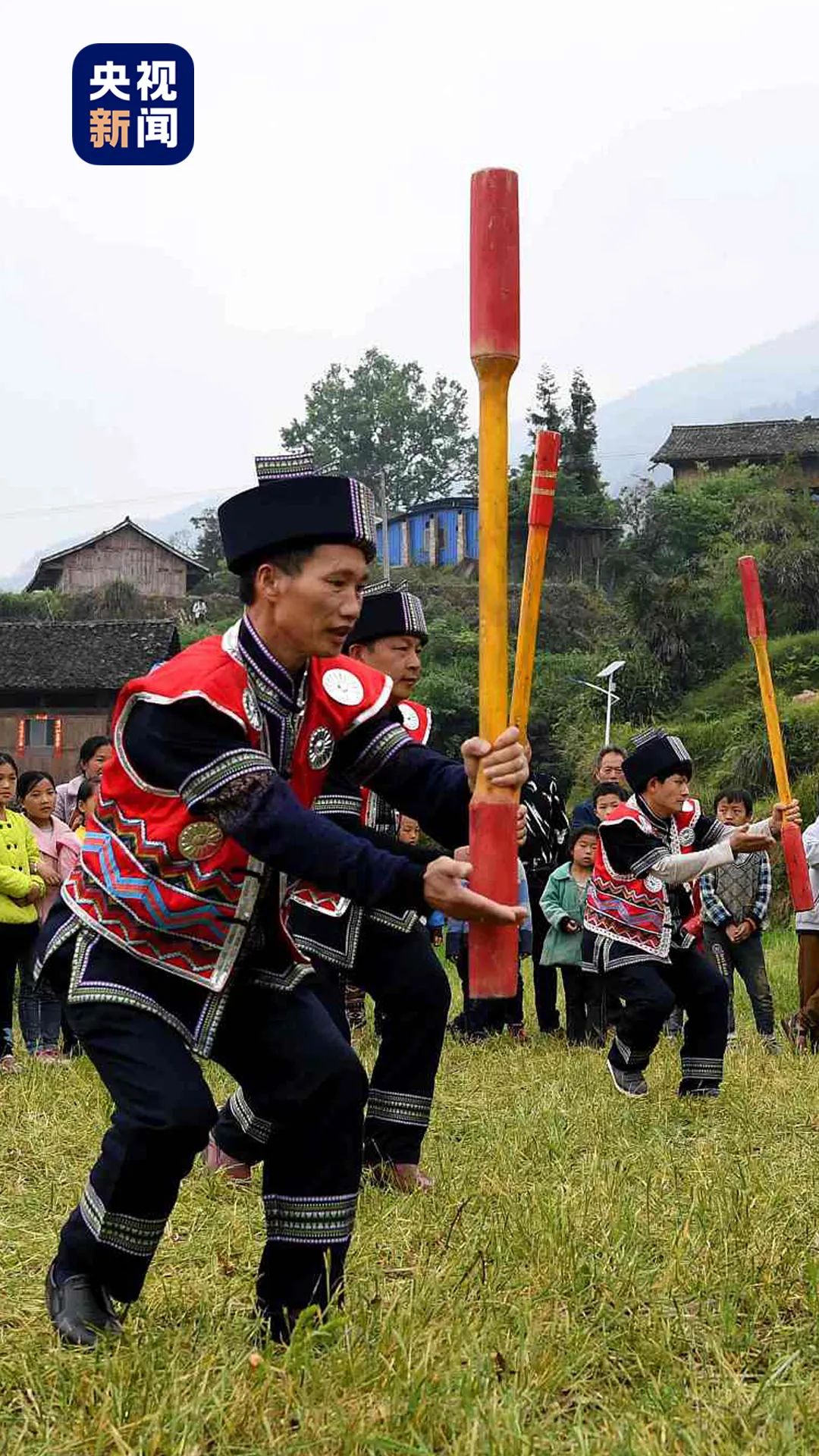 体操组合学生怎么练_学生体操舞蹈_体操三组合学生