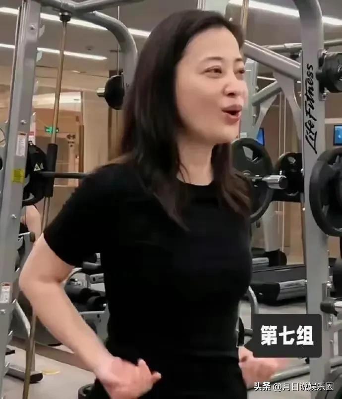 健身激励女明星的话_娱乐圈健身女明星_励志健身明星