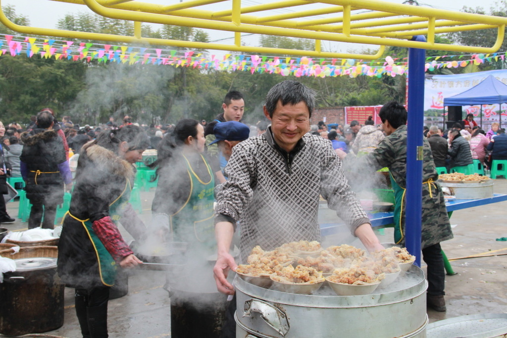 饮食创业故事视频_视频饮食创业故事怎么写_视频饮食创业故事简短