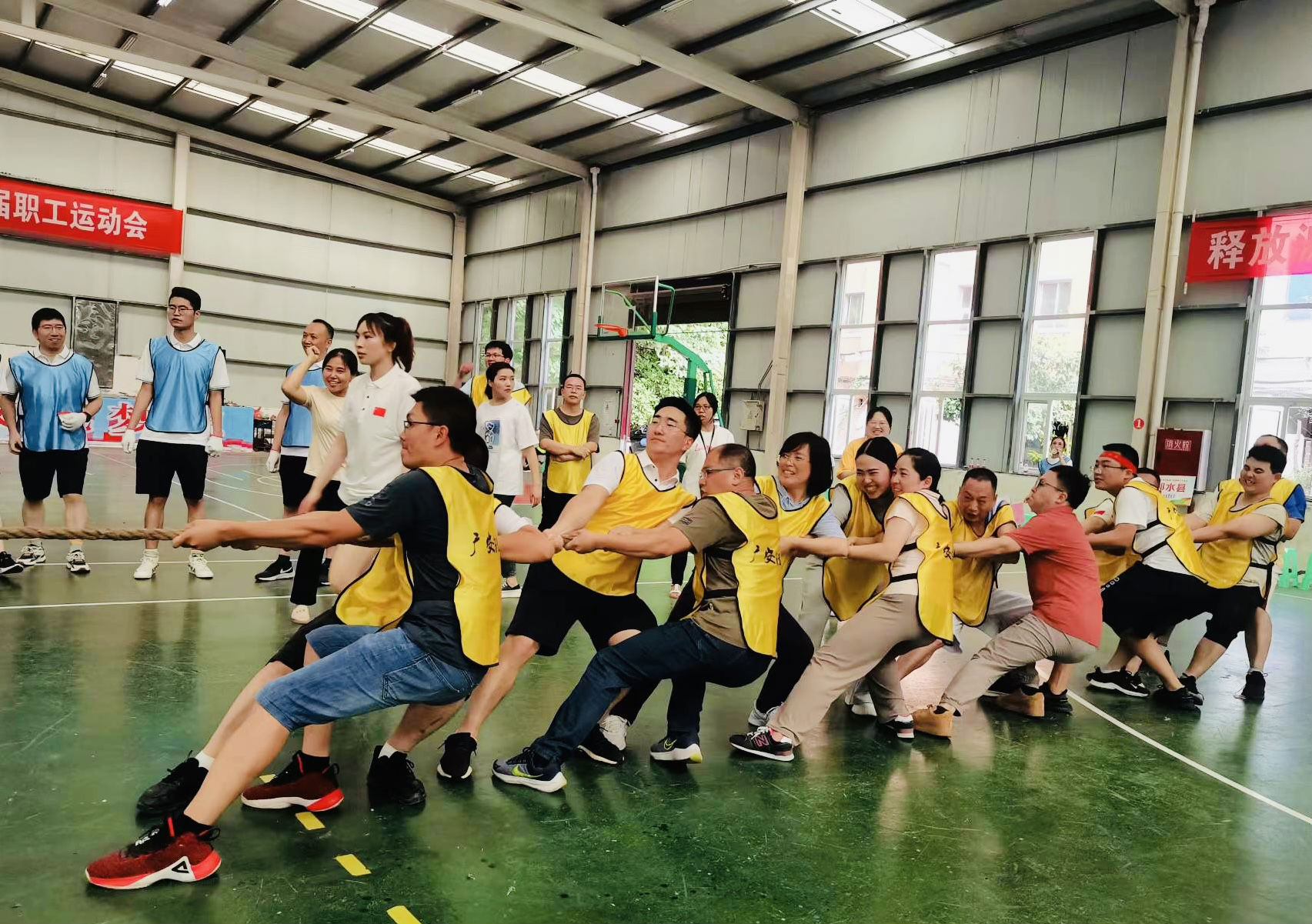 广安友谊中学2018级_广安友谊高中运动会_广安友谊中学2015