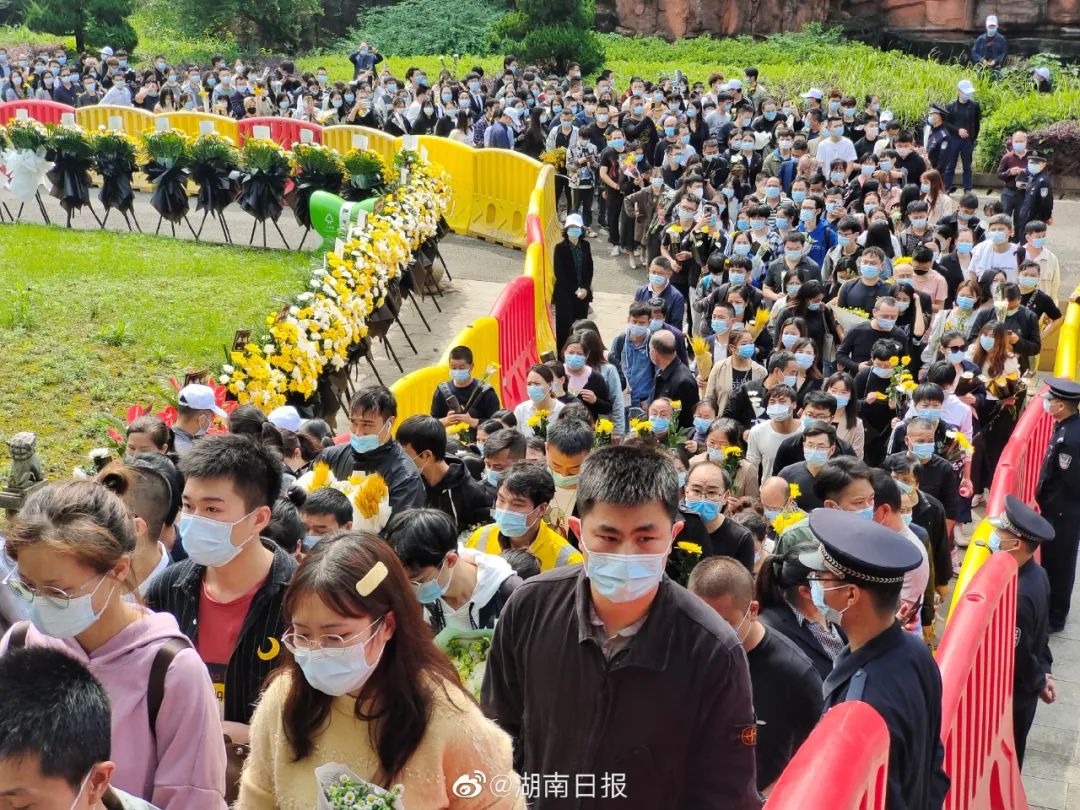 亚洲跳高冠军是谁_亚洲男子跳高选手排名规则_亚洲男子跳高最高纪录