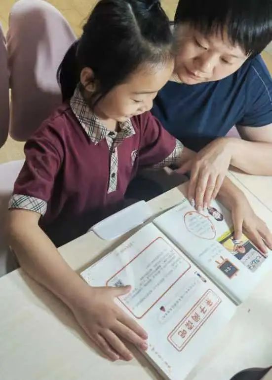 日记趣事写学校生活怎么写_学校生活趣事作文_日记写学校生活趣事多