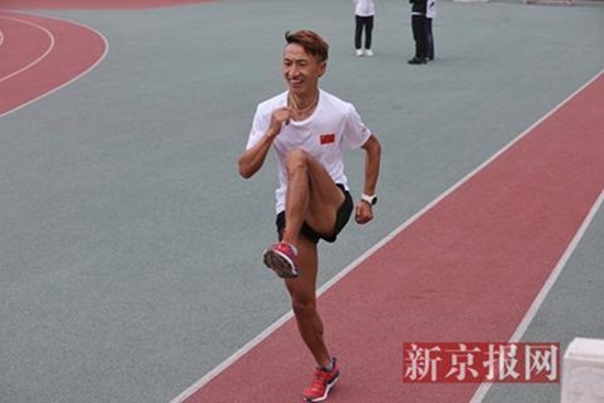 香港马拉松累计爬升_香港马拉松比赛_香港马拉松难吗