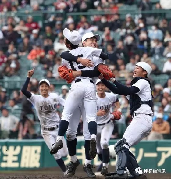 小学篮球规则大全_学校篮球赛制_小学篮球赛制规则是什么